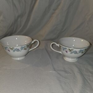 Floral Patterned Teacup Set
